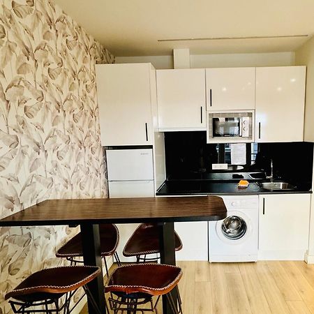 Apartamentos Apolo Μαδρίτη Εξωτερικό φωτογραφία