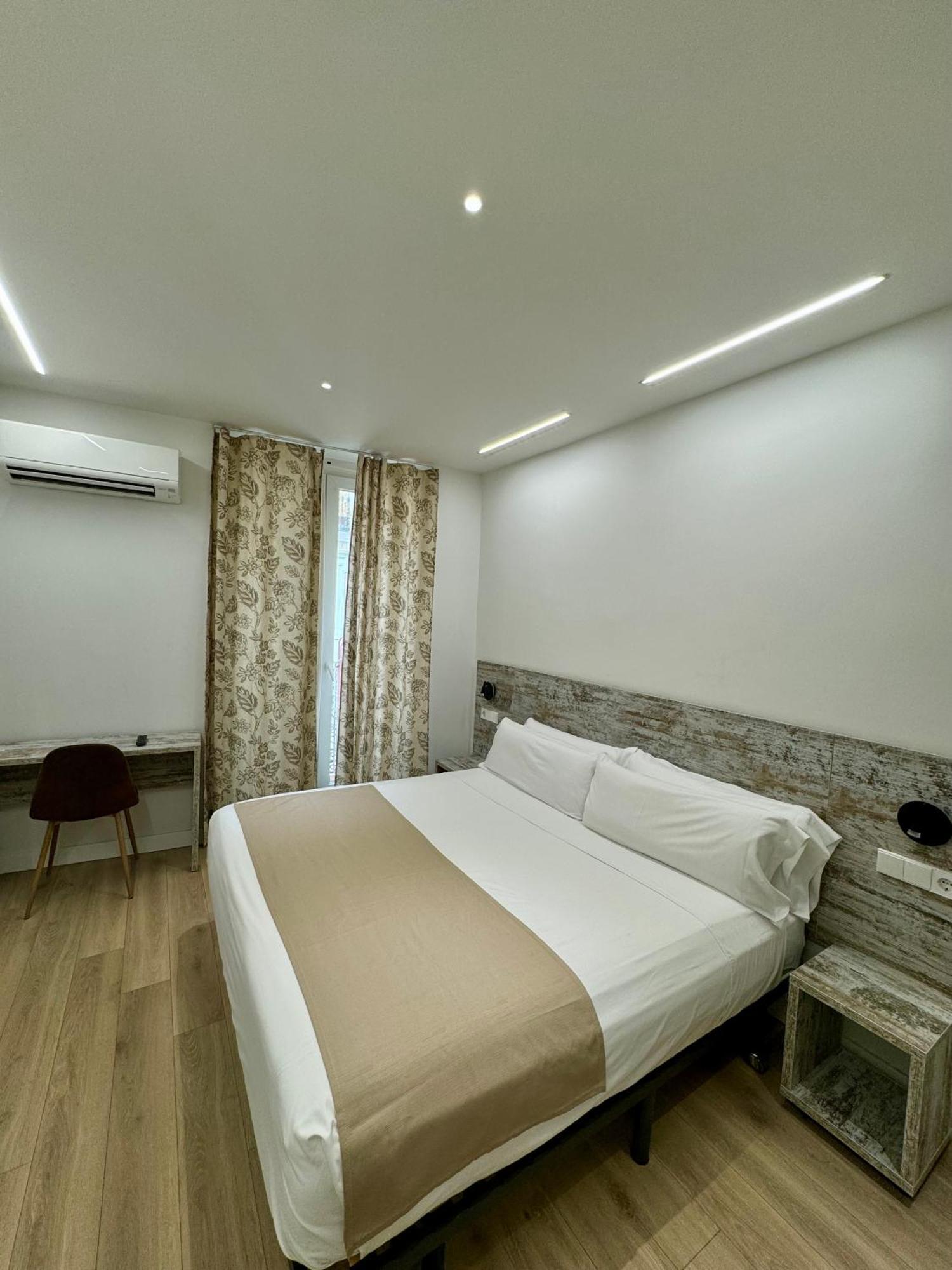 Apartamentos Apolo Μαδρίτη Εξωτερικό φωτογραφία