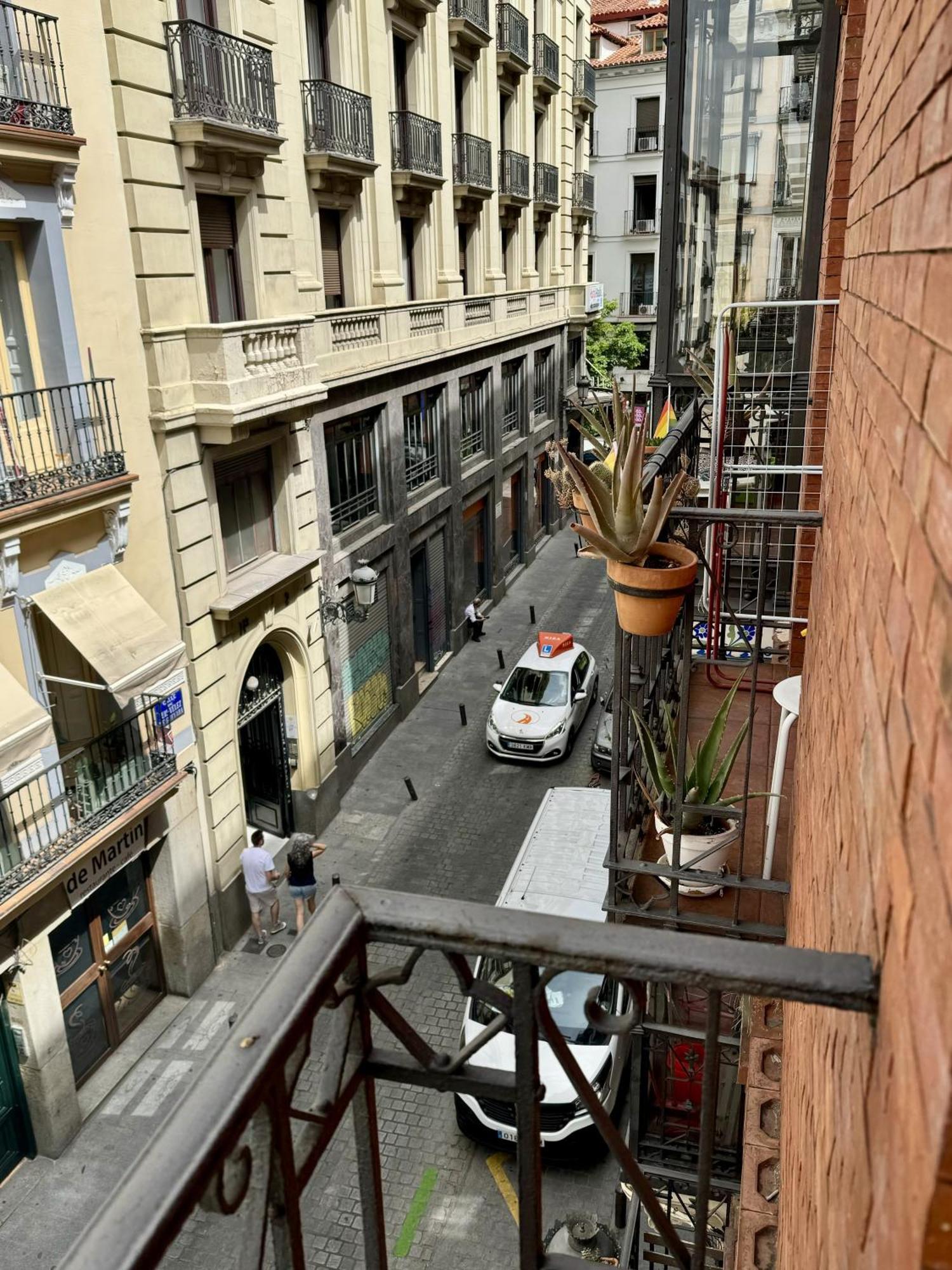 Apartamentos Apolo Μαδρίτη Εξωτερικό φωτογραφία