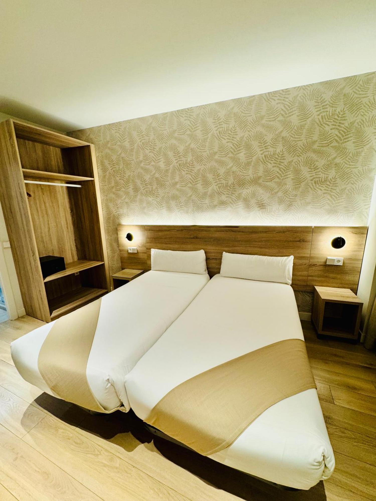 Apartamentos Apolo Μαδρίτη Εξωτερικό φωτογραφία