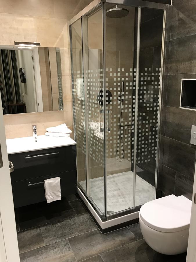 Apartamentos Apolo Μαδρίτη Εξωτερικό φωτογραφία