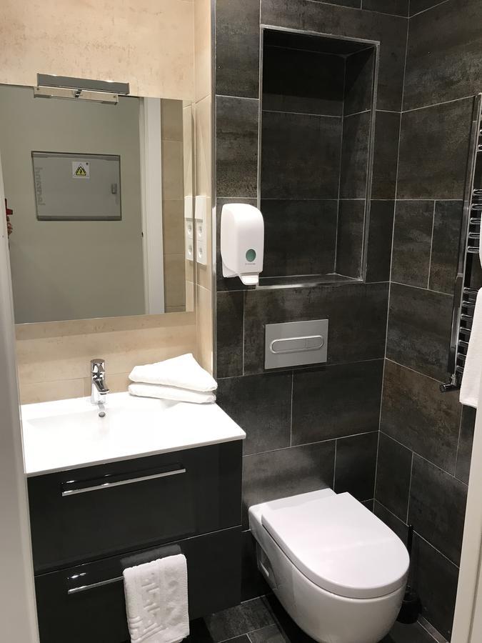 Apartamentos Apolo Μαδρίτη Εξωτερικό φωτογραφία