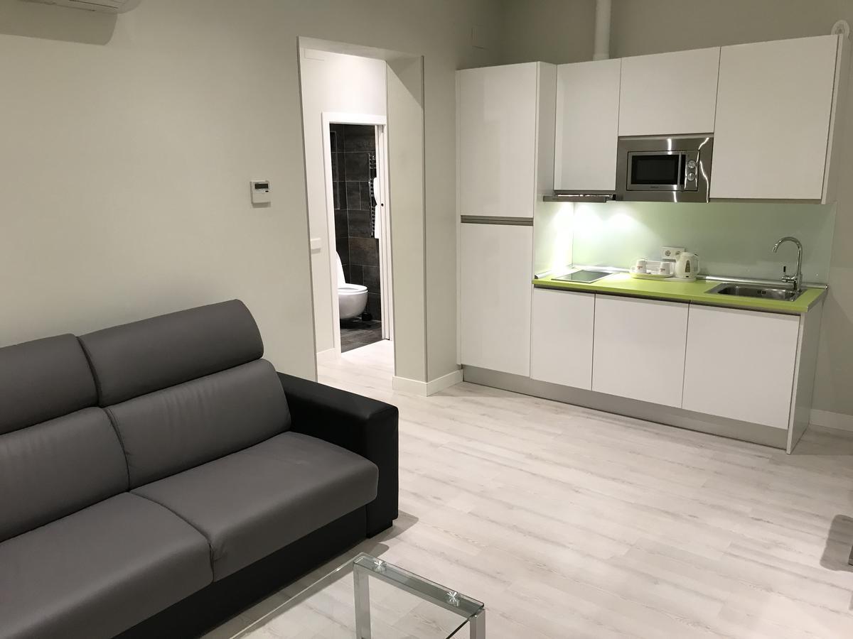 Apartamentos Apolo Μαδρίτη Εξωτερικό φωτογραφία