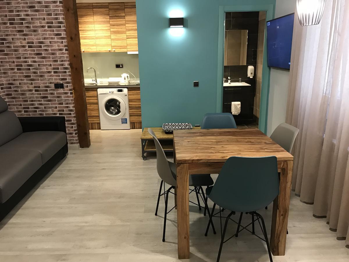 Apartamentos Apolo Μαδρίτη Εξωτερικό φωτογραφία